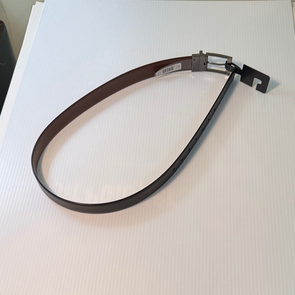 Perry Ellis Dark Leather Belt with Silver Buckle, new - Picture 2 of 5